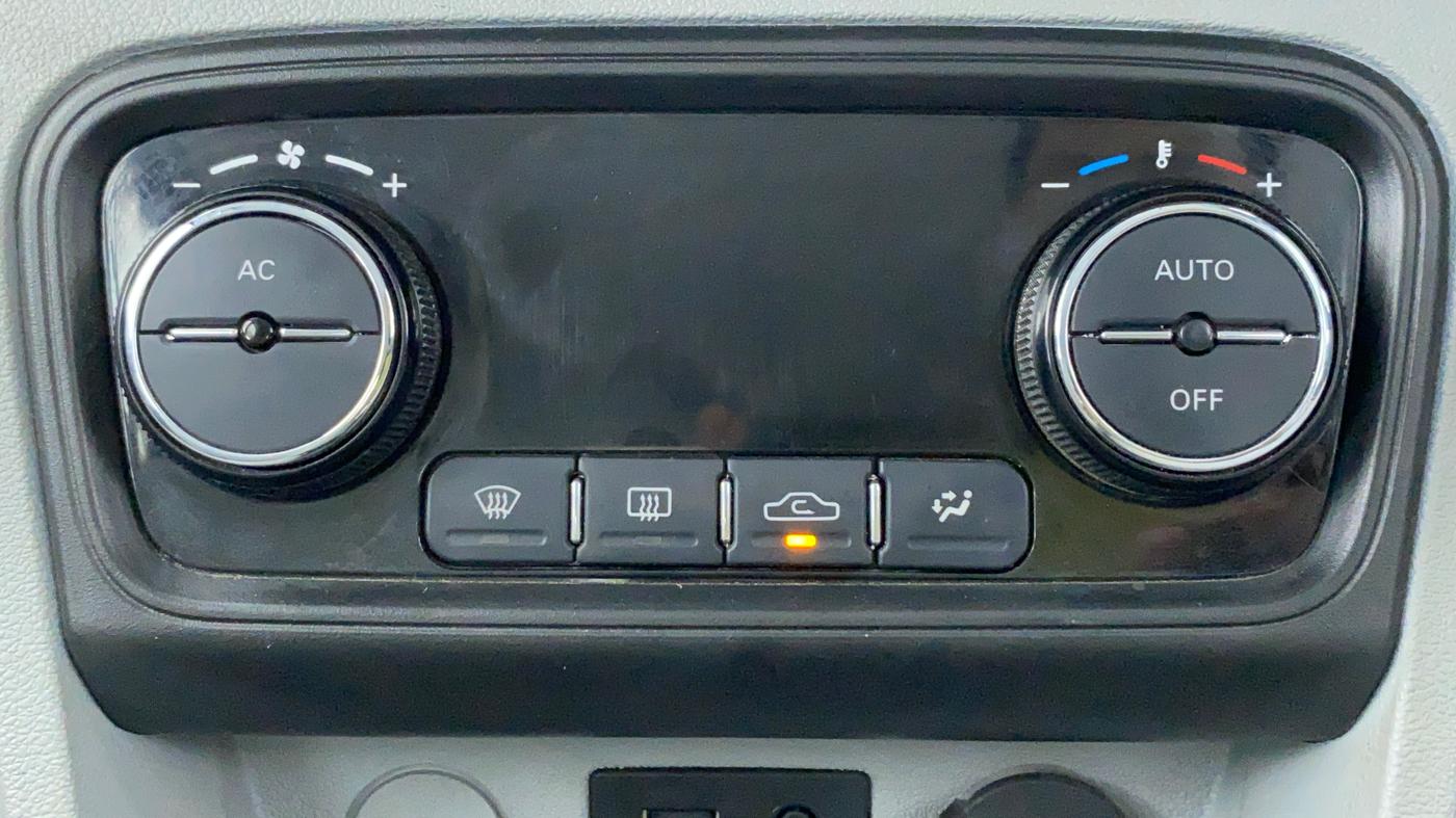 2021 Tata TIGOR XZ PLUS 1.2 REVOTRON, Petrol, Manual, 9,809 km, Automatic Climate Control