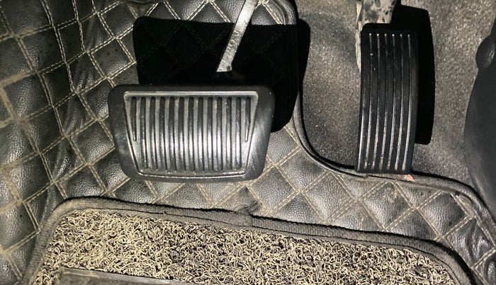 2023 KIA SONET HTX 1.5 AT, Diesel, Automatic, 39,363 km, Pedals