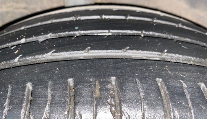 2023 KIA SONET HTX 1.5 AT, Diesel, Automatic, 39,363 km, Right Rear Tyre Tread