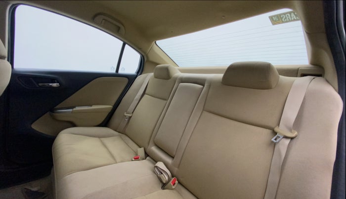 2014 Honda City 1.5L I-VTEC V MT, Petrol, Manual, 76,263 km, Right Side Rear Door Cabin