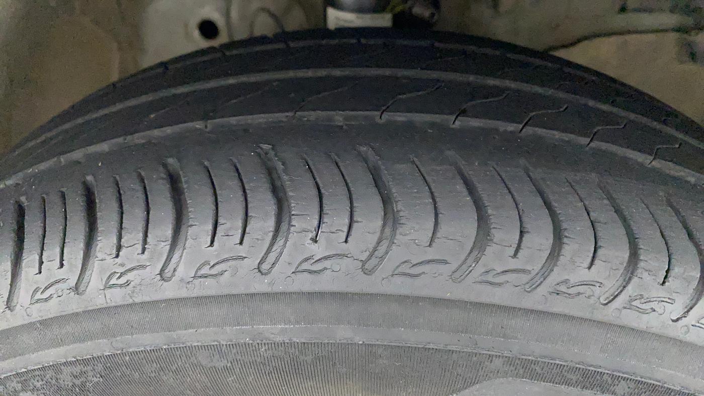 2014 Honda City 1.5L I-VTEC V MT, Petrol, Manual, 76,263 km, Right Front Tyre Tread