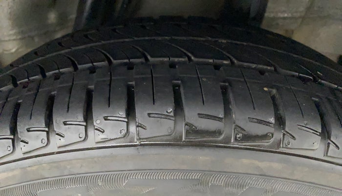 2014 Honda City 1.5L I-VTEC V MT, Petrol, Manual, 76,263 km, Left Rear Tyre Tread