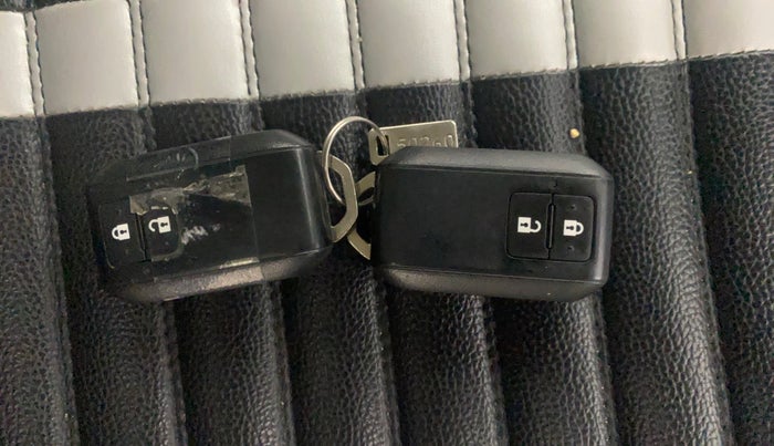 2019 Maruti Swift ZDI AMT, Diesel, Automatic, 25,649 km, Key Close Up