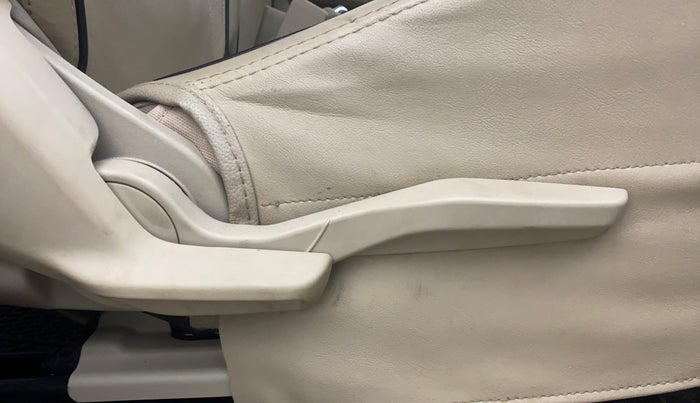 2020 Maruti Dzire VXI AMT, Petrol, Automatic, 45,318 km, Driver Side Adjustment Panel