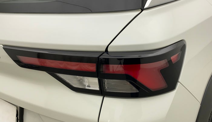 2023 Maruti BREZZA ZXI SMART HYBRID , Petrol, Manual, 21,907 km, Right tail light - Minor scratches