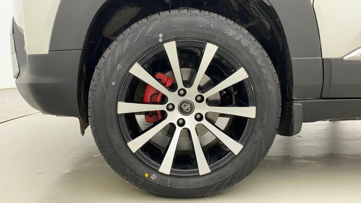 2023 Maruti BREZZA ZXI SMART HYBRID , Petrol, Manual, 21,907 km, Left Front Wheel