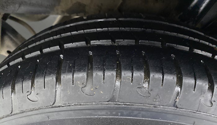 2018 Hyundai Xcent S 1.2, Petrol, Manual, 71,518 km, Left Rear Tyre Tread