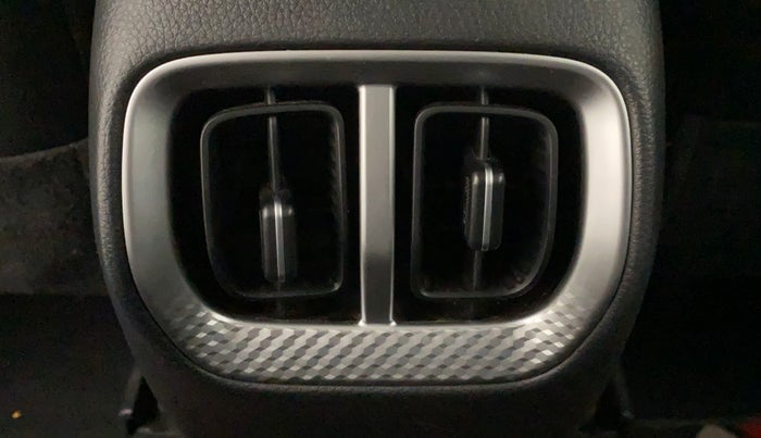 2020 KIA SONET HTX 1.5, Diesel, Manual, 27,126 km, Rear AC Vents