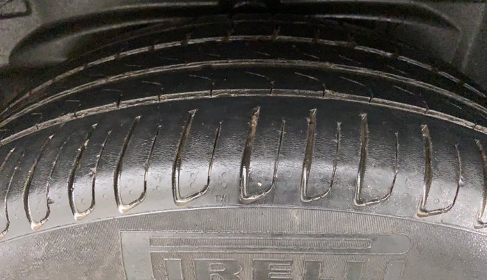 2018 Tata Hexa Varicor 400 XT, Diesel, Manual, 92,452 km, Left Rear Tyre Tread