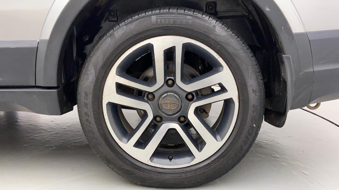 2018 Tata Hexa Varicor 400 XT, Diesel, Manual, 92,452 km, Left Rear Wheel