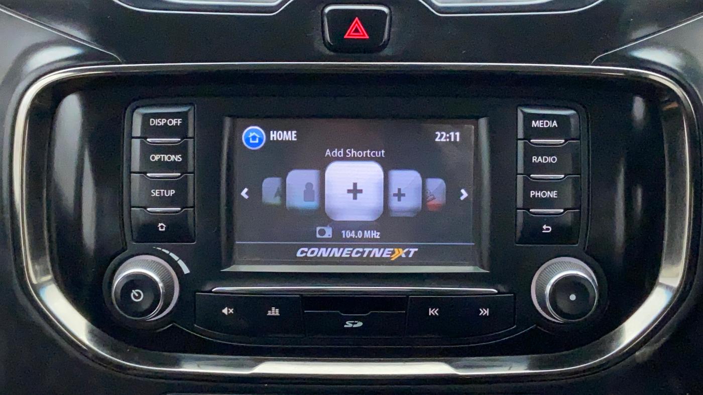 2018 Tata Hexa Varicor 400 XT, Diesel, Manual, 92,452 km, Infotainment System