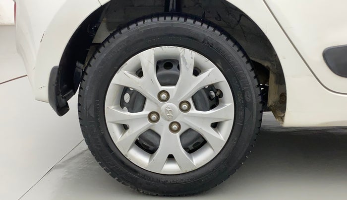 2016 Hyundai Grand i10 SPORTZ 1.1 CRDI, Diesel, Manual, 95,265 km, Right Rear Wheel