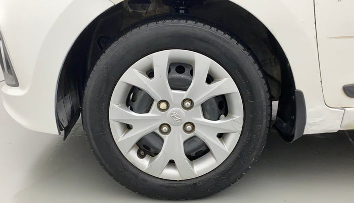 2016 Hyundai Grand i10 SPORTZ 1.1 CRDI, Diesel, Manual, 95,265 km, Left Front Wheel