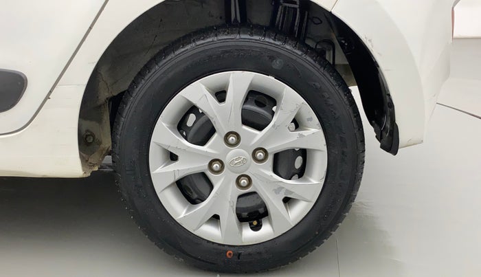 2016 Hyundai Grand i10 SPORTZ 1.1 CRDI, Diesel, Manual, 95,265 km, Left Rear Wheel