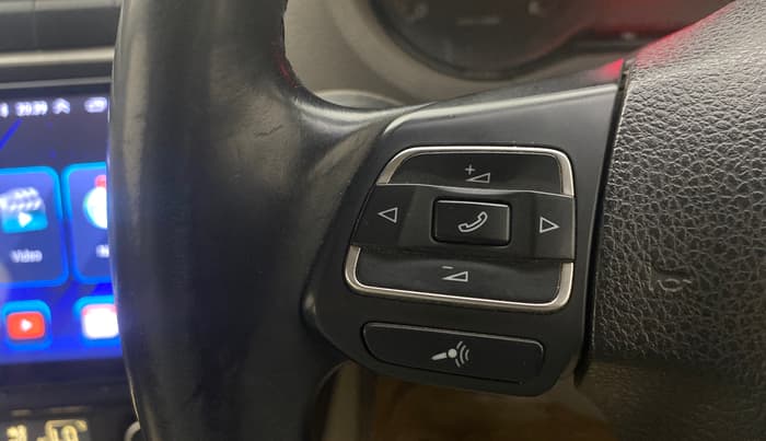 2014 Volkswagen Vento HIGHLINE DIESEL 1.6, Diesel, Manual, 1,05,013 km, Adaptive Cruise Control