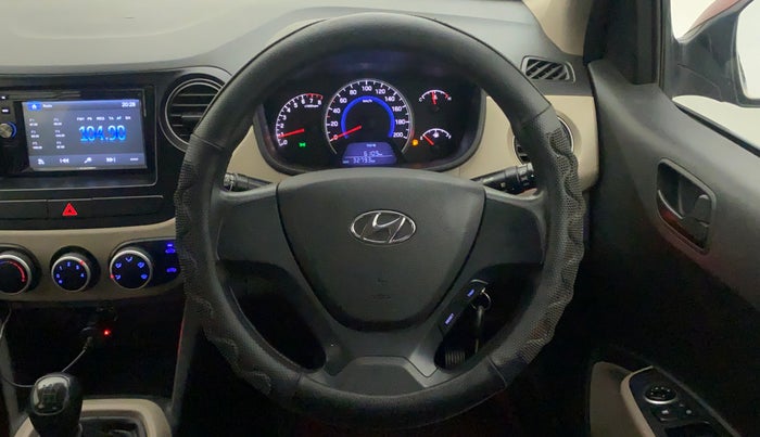 2018 Hyundai Grand i10 MAGNA 1.2 KAPPA VTVT, CNG, Manual, 33,023 km, Steering Wheel Close Up