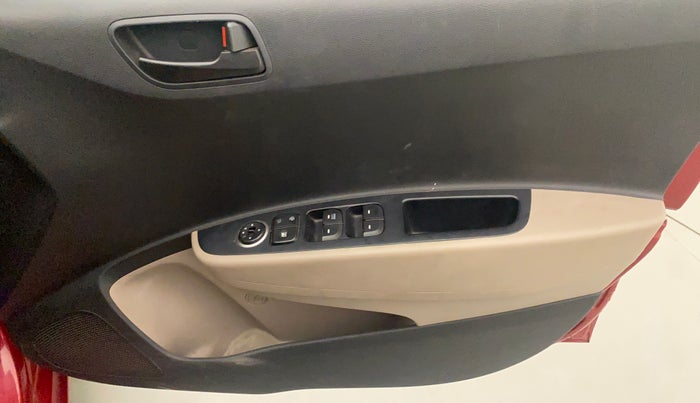 2018 Hyundai Grand i10 MAGNA 1.2 KAPPA VTVT, CNG, Manual, 33,023 km, Driver Side Door Panels Control