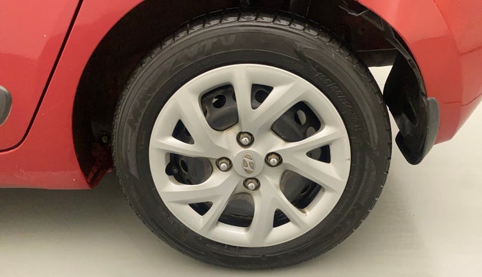 2018 Hyundai Grand i10 MAGNA 1.2 KAPPA VTVT, CNG, Manual, 33,023 km, Left Rear Wheel