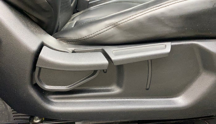 2024 Hyundai EXTER SX 1.2 MT, Petrol, Manual, 42,822 km, Driver Side Adjustment Panel