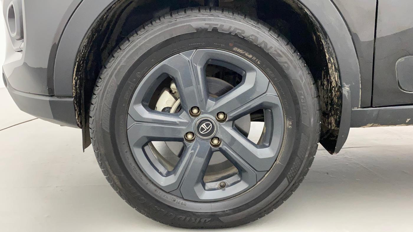 2022 Tata NEXON XZA PLUS (O) PETROL DARK EDITION, Petrol, Automatic, 8,139 km, Left Front Wheel