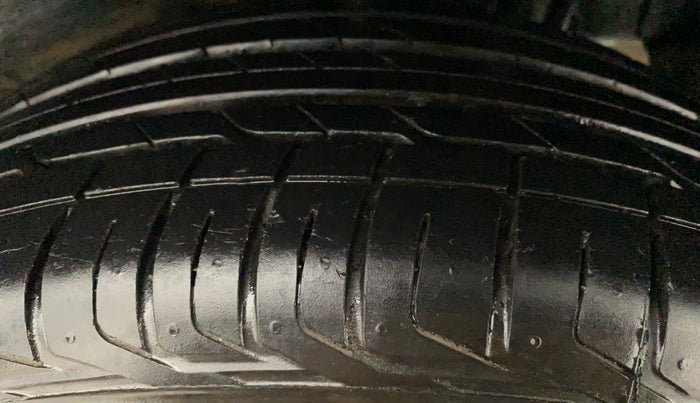 2022 Tata NEXON XZA PLUS (O) PETROL DARK EDITION, Petrol, Automatic, 8,139 km, Left Rear Tyre Tread