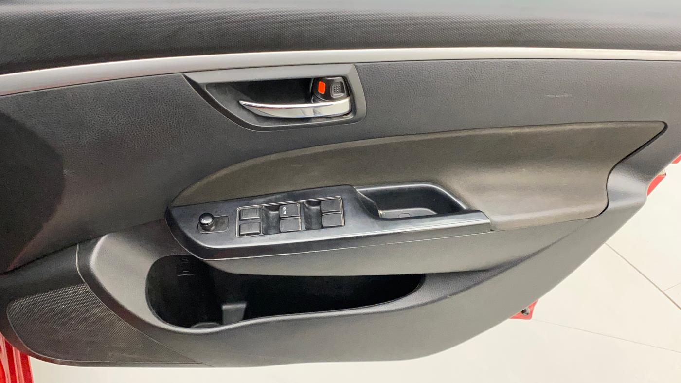 2012 Maruti Swift VDI, Diesel, Manual, 1,15,035 km, Driver Side Door Panels Control
