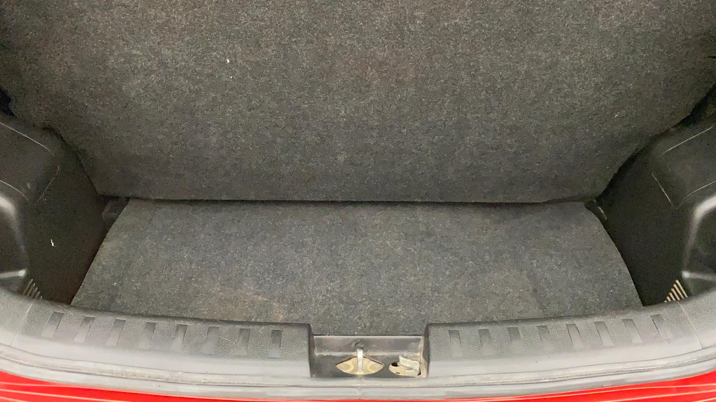 2012 Maruti Swift VDI, Diesel, Manual, 1,15,035 km, Boot Inside