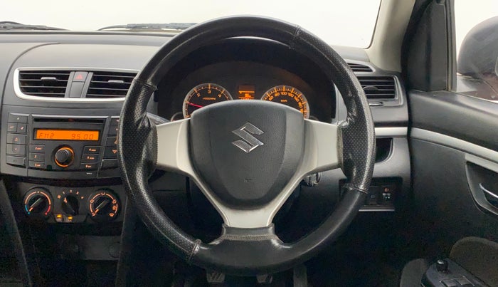 2012 Maruti Swift VDI, Diesel, Manual, 1,15,035 km, Steering Wheel Close Up