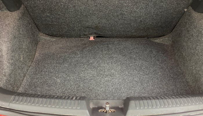 2017 Volkswagen Polo GT TSI AT, Petrol, Automatic, 91,833 km, Boot Inside