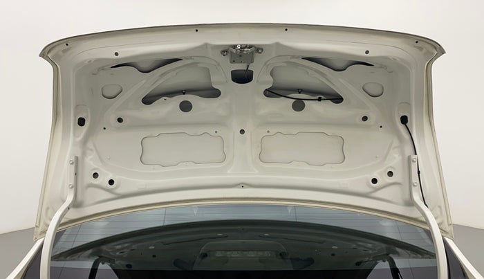 2011 Toyota Etios VD, Diesel, Manual, 76,722 km, Boot Door Open