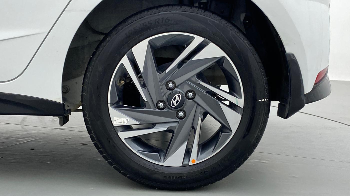 2021 Hyundai NEW I20 ASTA 1.2 AT, Petrol, Automatic, 13,172 km, Left Rear Wheel