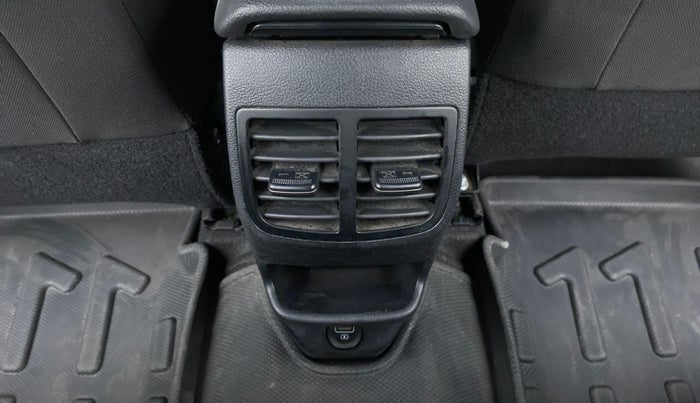 2021 Hyundai NEW I20 ASTA 1.2 AT, Petrol, Automatic, 13,172 km, Rear AC Vents