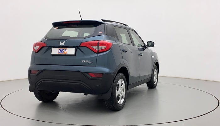 2022 Mahindra XUV300 W6 1.5 DIESEL, Diesel, Manual, 20,246 km, Right Back Diagonal