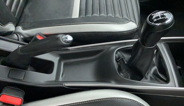 2020 Maruti Baleno DELTA PETROL 1.2, Petrol, Manual, 31,853 km, Gear Lever