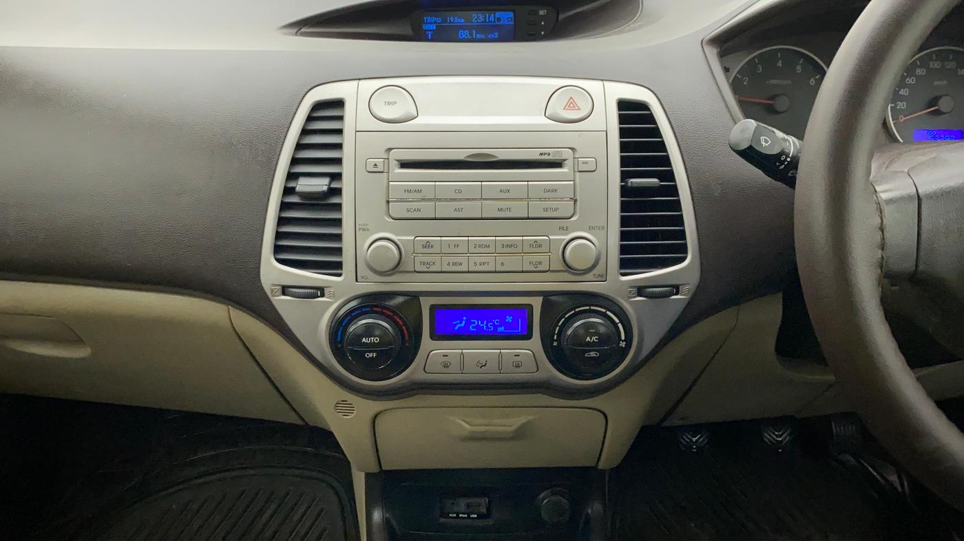 2011 Hyundai i20 MAGNA 1.2, Petrol, Manual, 53,952 km, Air Conditioner