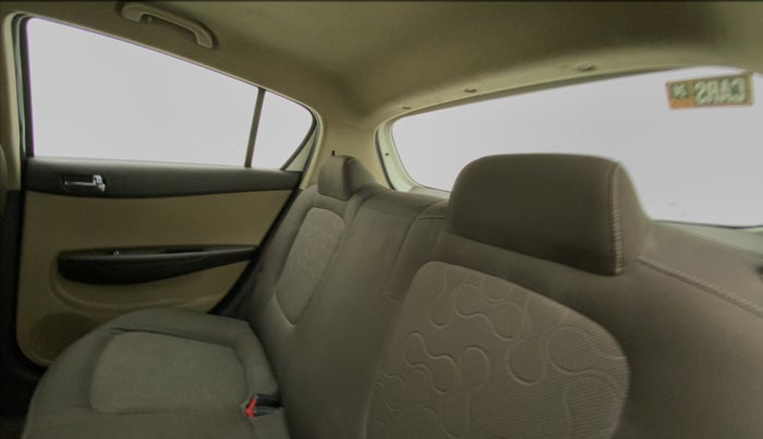 2011 Hyundai i20 MAGNA 1.2, Petrol, Manual, 53,952 km, Right Side Rear Door Cabin