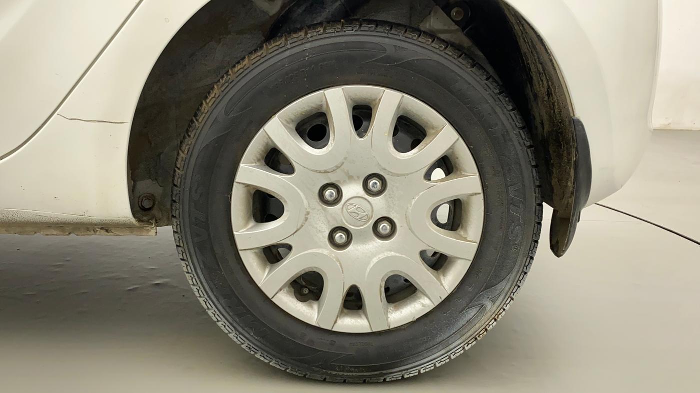 2011 Hyundai i20 MAGNA 1.2, Petrol, Manual, 53,952 km, Left Rear Wheel