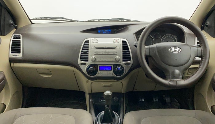 2011 Hyundai i20 MAGNA 1.2, Petrol, Manual, 53,952 km, Dashboard