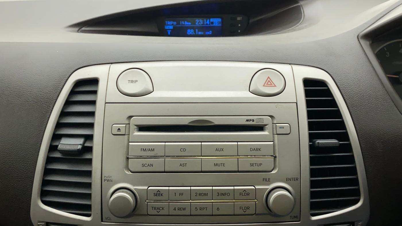 2011 Hyundai i20 MAGNA 1.2, Petrol, Manual, 53,952 km, Infotainment System