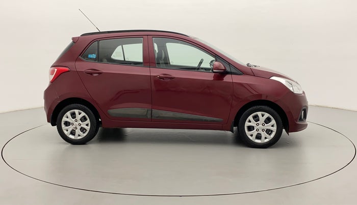 2016 Hyundai Grand i10 SPORTZ 1.2 KAPPA VTVT, Petrol, Manual, 71,688 km, Right Side View