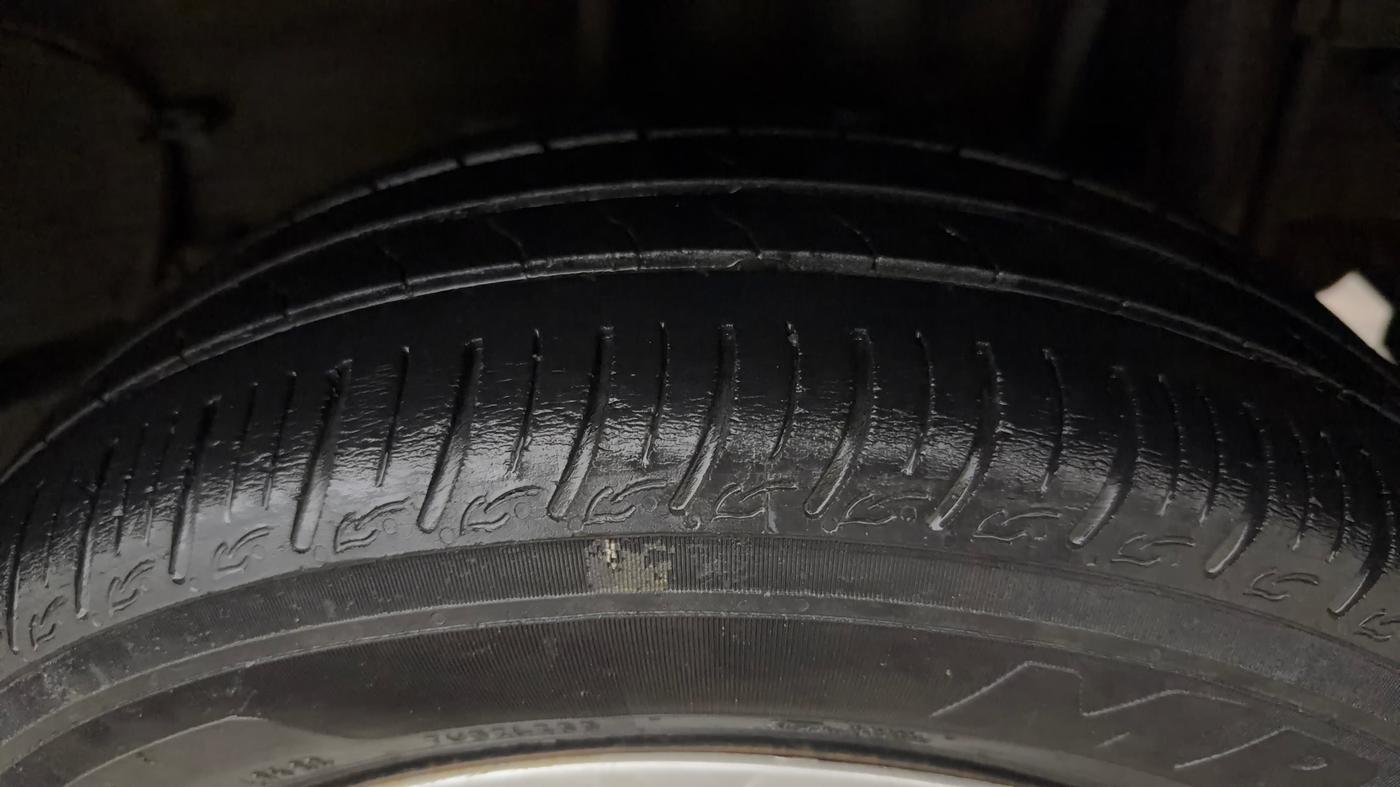 2022 Tata Tiago XT (O) PETROL, Petrol, Manual, 77,989 km, Left Rear Tyre Tread