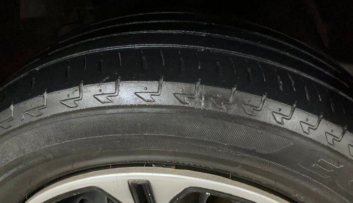 2018 Tata NEXON XM PETROL, Petrol, Manual, 63,723 km, Left Front Tyre Tread
