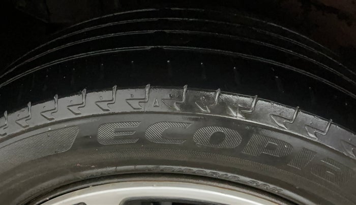 2018 Tata NEXON XM PETROL, Petrol, Manual, 63,723 km, Right Rear Tyre Tread