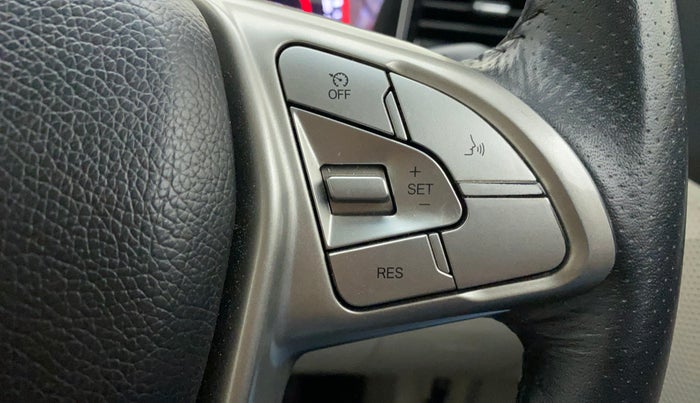 2021 Mahindra XUV300 W8 (O) 1.5 DIESEL, Diesel, Manual, 18,252 km, Adaptive Cruise Control