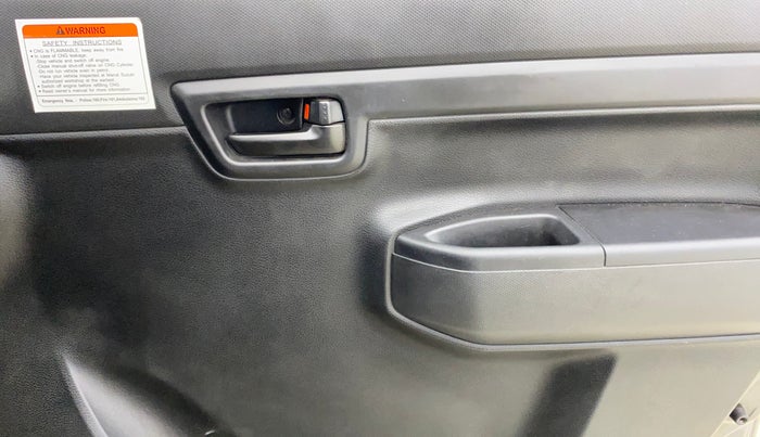 2020 Maruti S PRESSO VXI CNG, CNG, Manual, 53,895 km, Driver Side Door Panels Control