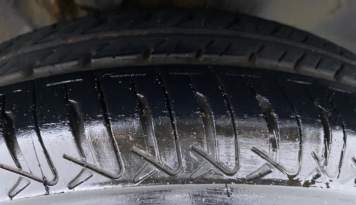 2019 Maruti Alto 800 LXI, Petrol, Manual, 34,601 km, Right Front Tyre Tread