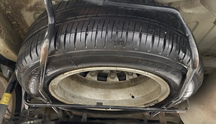 2012 Maruti Ertiga ZXI, Petrol, Manual, 71,736 km, Spare Tyre