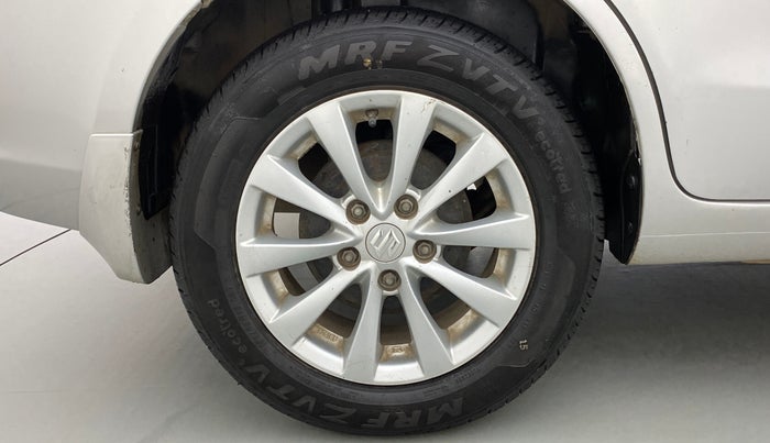 2012 Maruti Ertiga ZXI, Petrol, Manual, 71,736 km, Right Rear Wheel