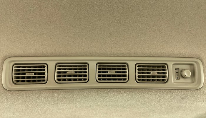 2012 Maruti Ertiga ZXI, Petrol, Manual, 71,736 km, Rear AC Vents