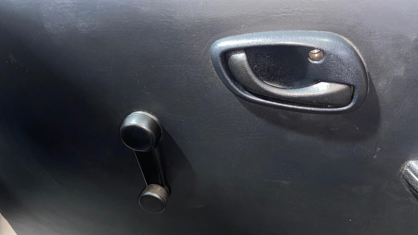 2024 Maruti Eeco 5 Str Ac CNG (O) , CNG, Manual, 19,869 km, Driver Side Door Panels Control